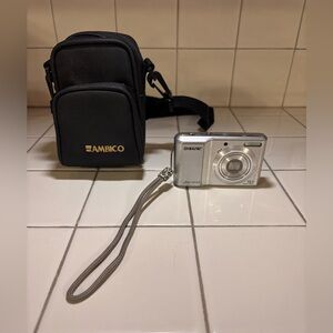 Sony Cyber Shot DSC-S2100 12.1 Mega Pixels Camera Silver Working **Read**